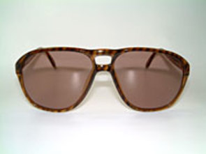 Dunhill 6027 - Large Details