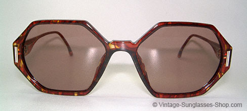 Christian Dior 2597 Details