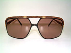 Ted Lapidus TL23 Details
