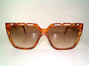 Ted Lapidus TL26 Details