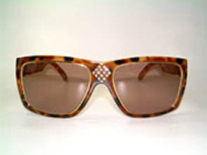 Ted Lapidus TL19 Details