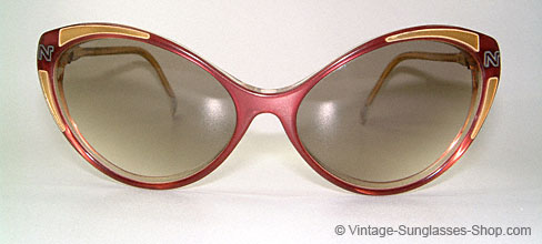 Nina Ricci 122 Details