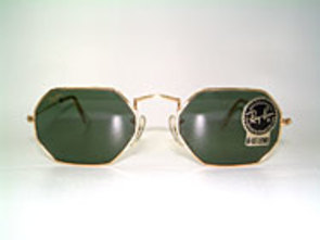 Ray Ban Classic Style VI Details