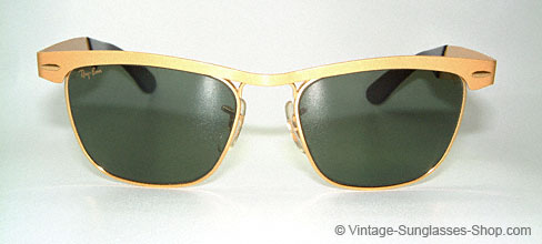 Ray Ban Wayfarer Metal Details