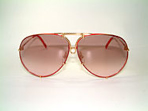 Porsche 5623 - Red Mirrored Details