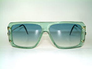 Cazal 633 - Rihanna Details