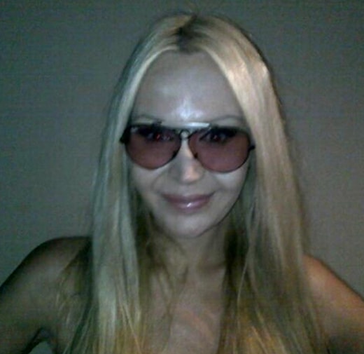Renee from Melbourne (Australia) with Ray Ban Shooter