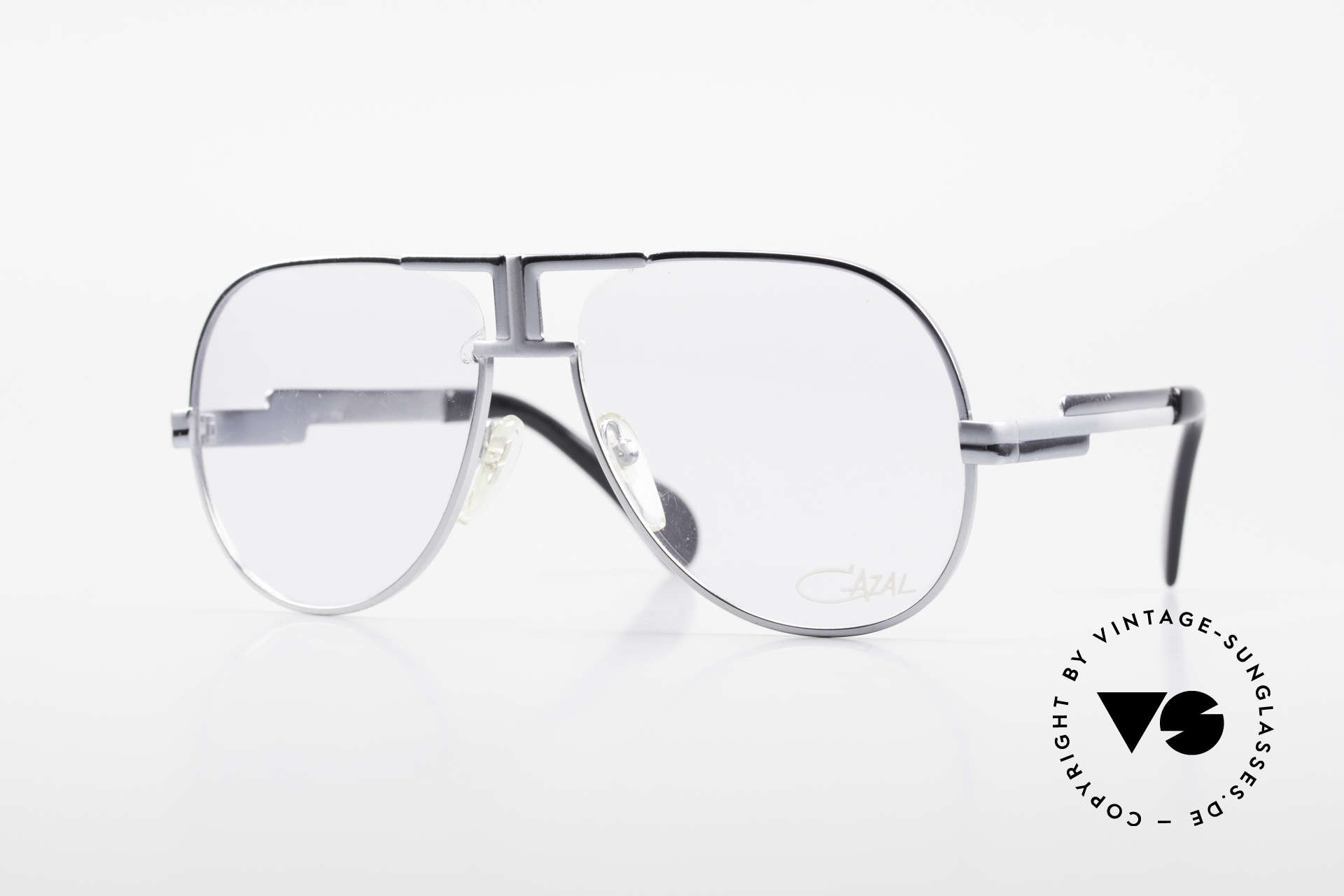 Cazal 702 Ultra Seltene 70er Cazal Brille, extrem seltene Cazal Brille aus den späten 1970ern, Passend für Herren
