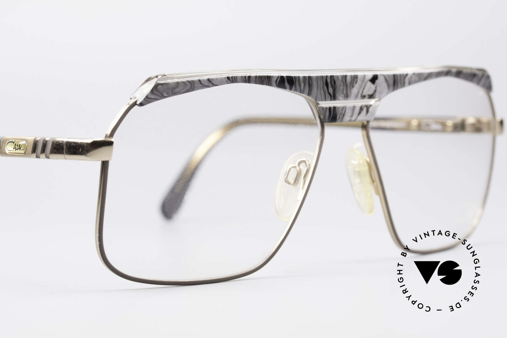 Cazal 730 80er West Germany Brille, ungetragen (wie alle unsere alten Cazal Fassungen), Passend für Herren