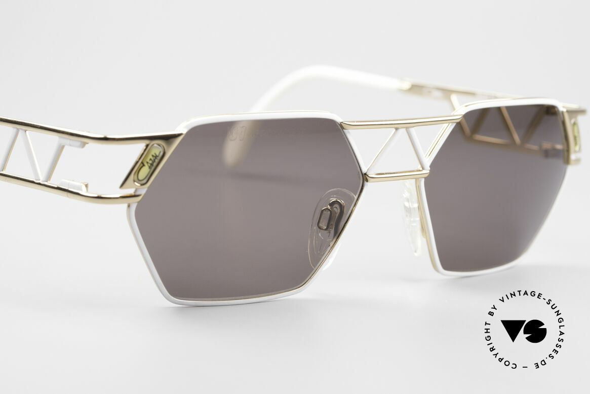 Cazal 960 Echte Designer Sonnenbrille, ungetragen (wie alle unsere Cazal vintage Brillen), Passend für Herren und Damen
