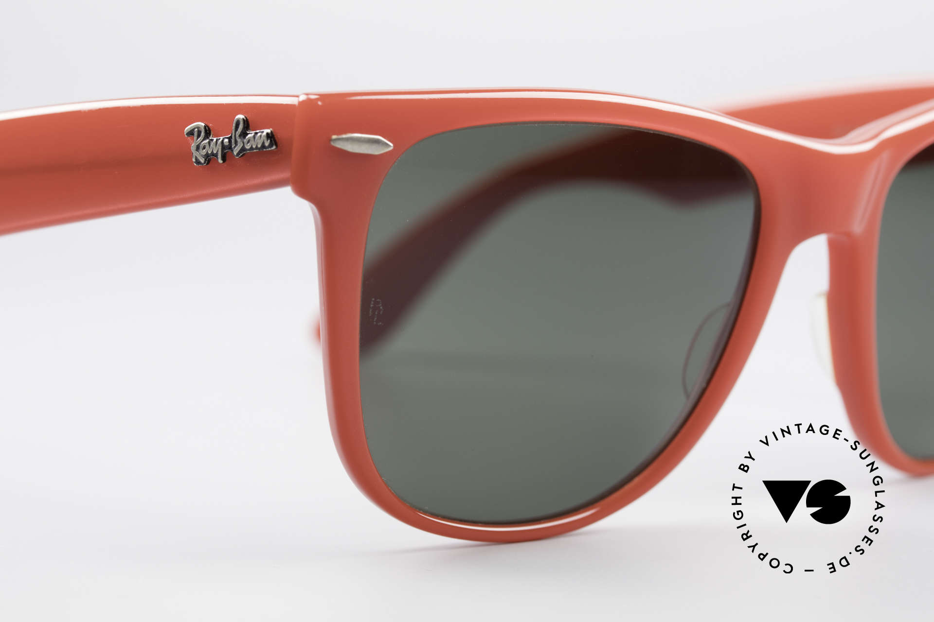 raybans red