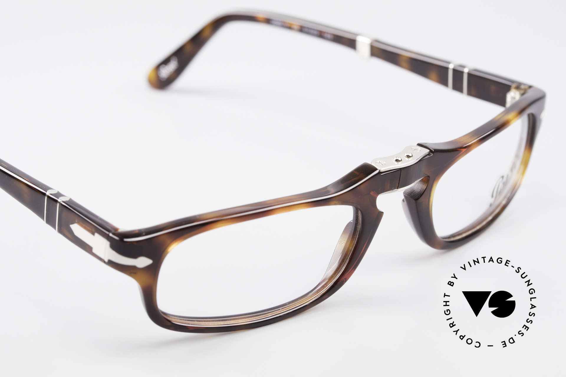 prada red eyeglass frames