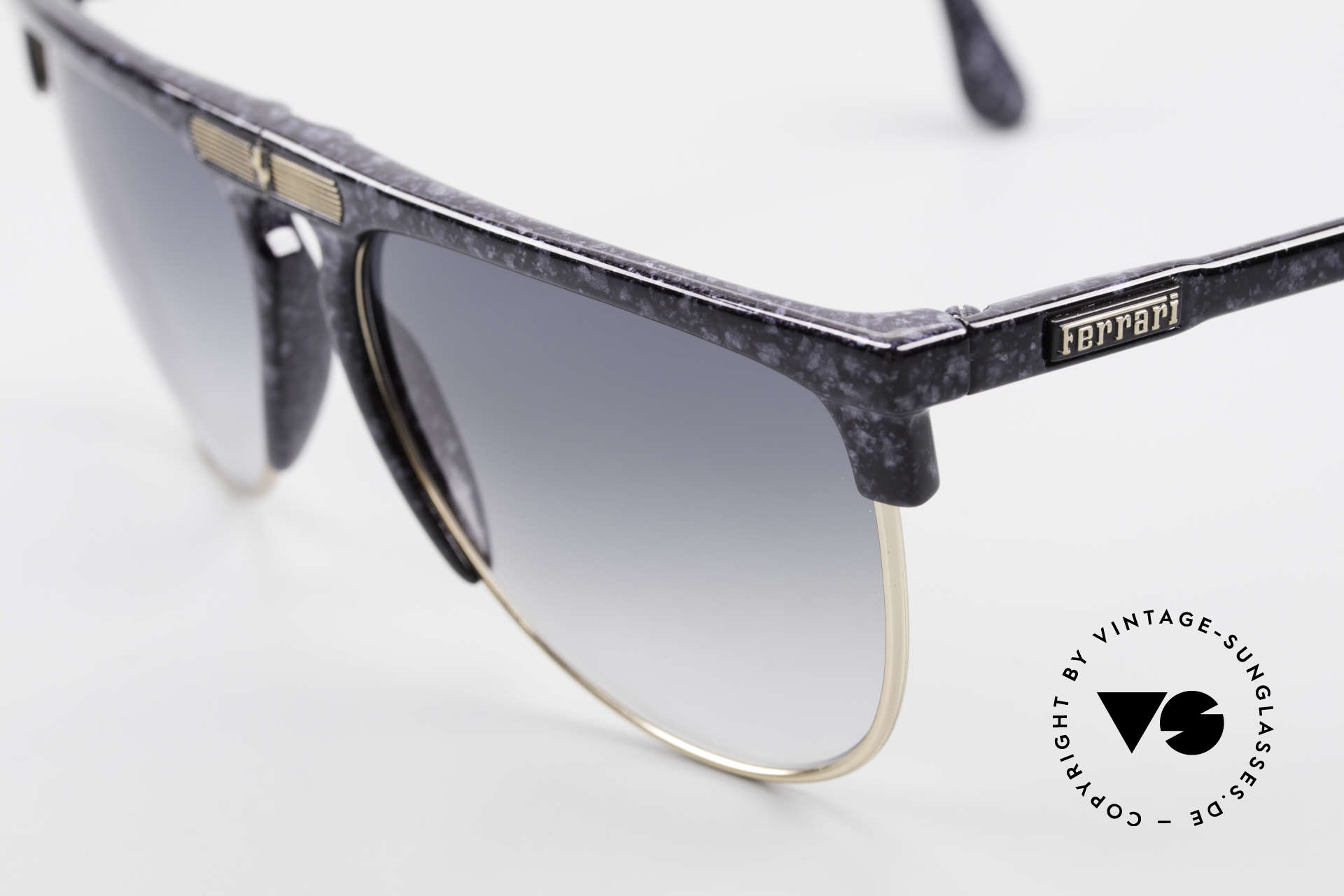 Ferrari F27/S Rare Karbon Faltsonnenbrille, begehrte vintage Brille d. FERRARI FORMULA Serie, Passend für Herren