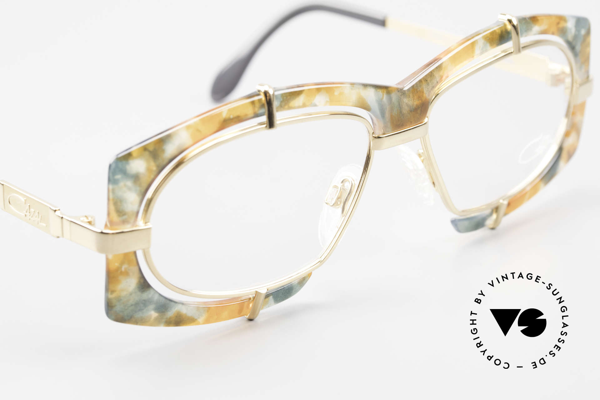 Cazal 872 Außergewöhnliche Brille 90er, ungetragen (wie all unsere vintage Cazal Fassungen), Passend für Herren und Damen