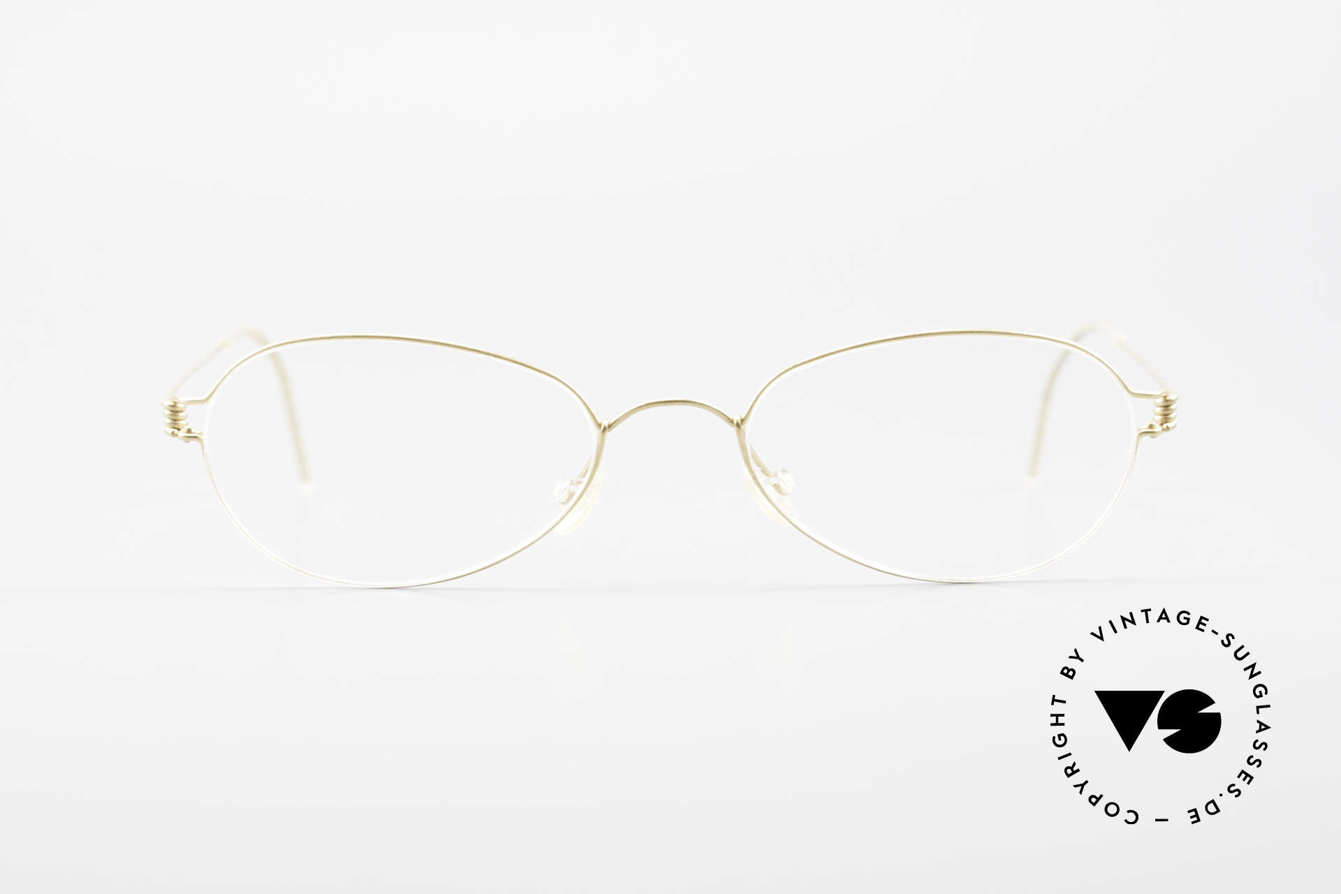 Lindberg Kari Air Titan Rim Ovale Titanium Brille Damen, vielfach ausgezeichnet hinsichtlich Qualität und Design, Passend für Damen