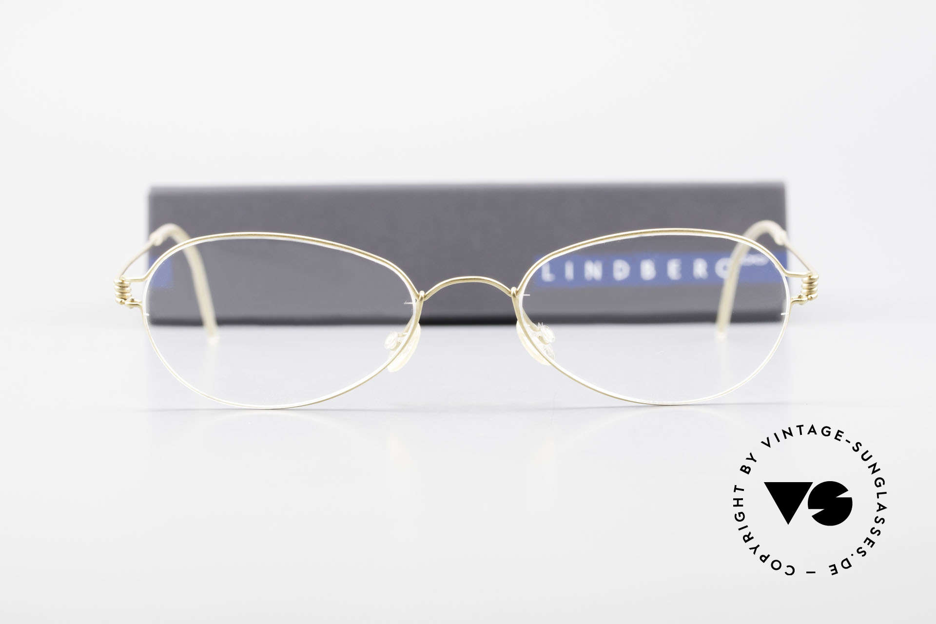 Lindberg Kari Air Titan Rim Ovale Titanium Brille Damen, extrem stabile Fassung, flexibel & elastisch, und nur 3g, Passend für Damen