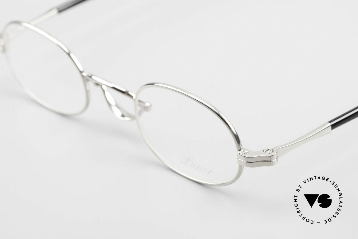 Lunor Swing A 36 Oval Vintage Brille Mit Schwenksteg, Schwenksteg als Hommage an die Brillen von ca. 1900, Passend für Herren und Damen