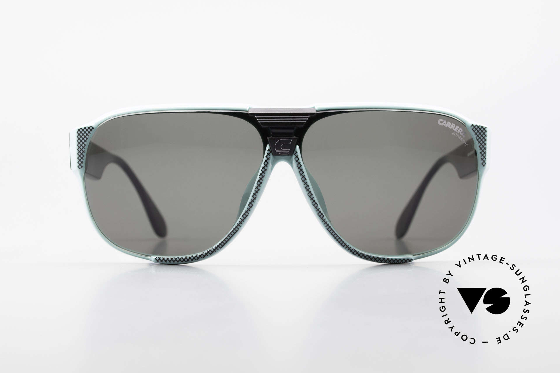 Carrera 5431 80er Vintage Sportsonnenbrille, ultraleichter Rahmen aus genialem Optyl-Material, Passend für Herren