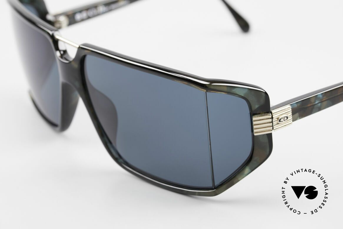 Christian Dior 2440 80s Dior Monsieur Sonnenbrille, dunkelblaue Polycarbonat-Gläser für 100% UV Schutz, Passend für Herren