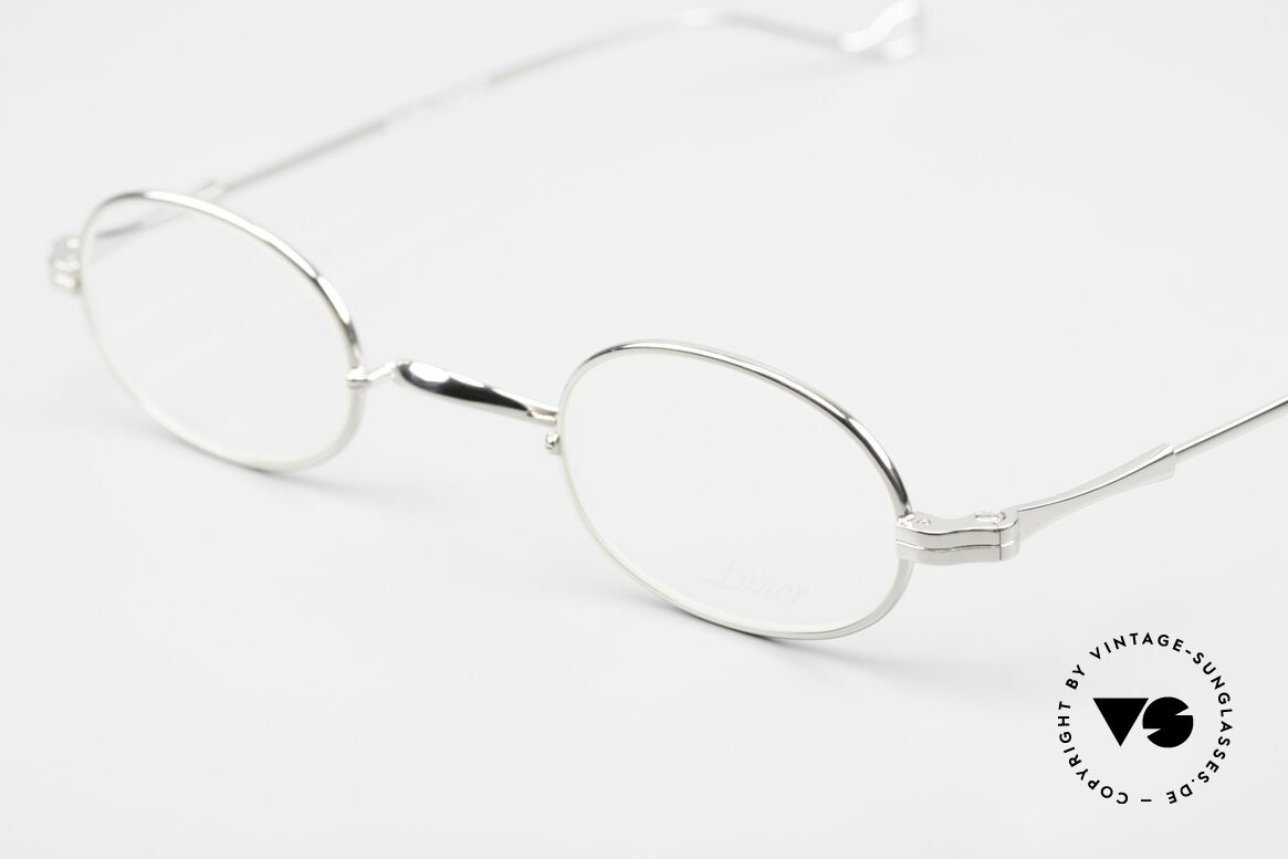 Lunor II 08 Kleine Ovale Lunor Brille, bekannt für den W-Steg und die schlichten Formen, Passend für Herren und Damen