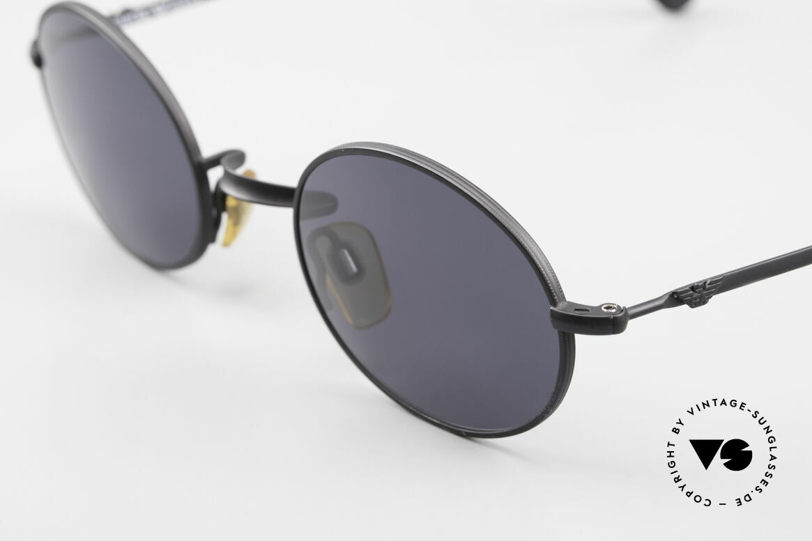 Giorgio Armani EA012 Ovale Vintage Sonnenbrille 90er, ungetragen (wie alle unsere 1990er Sonnenbrillen), Passend für Herren und Damen