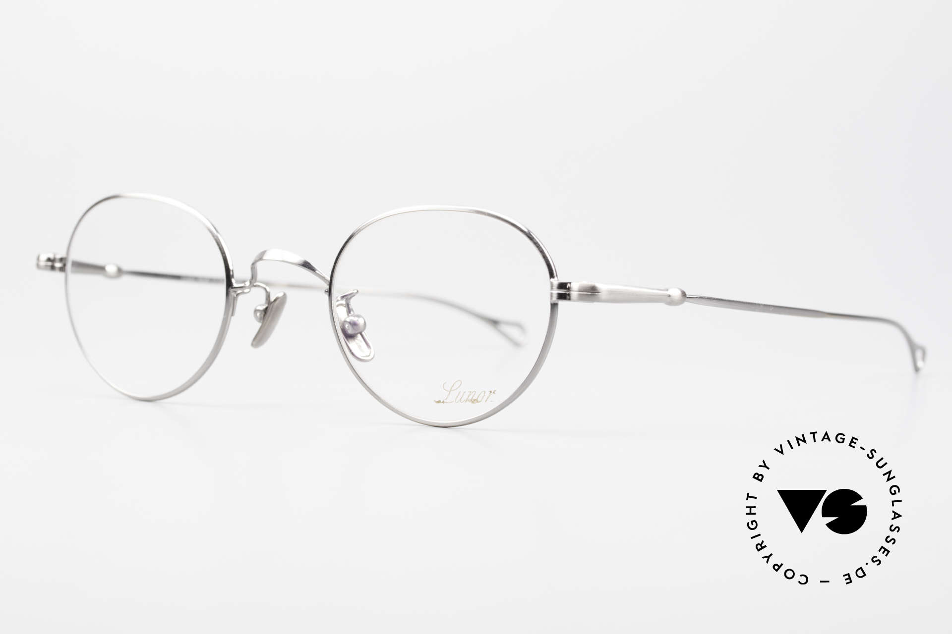 Lunor V 108 Metallbrille In Antik Silber, Modell V 108: sehr elegante Pantobrille für Herren, Passend für Herren