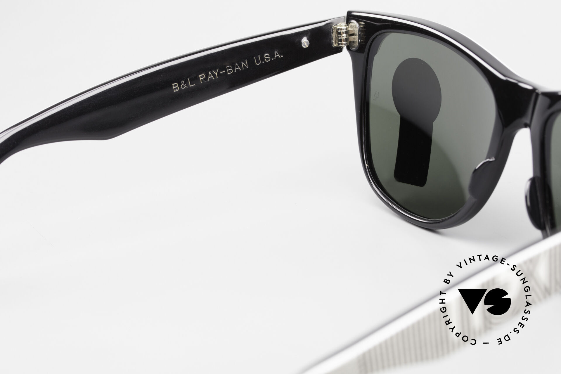 Ray ban wayfarer mens large on sale