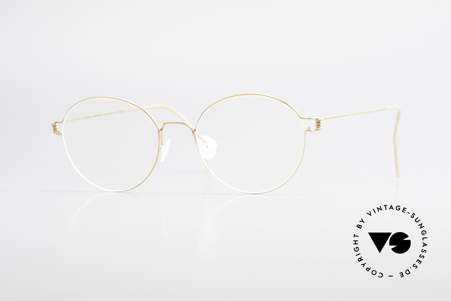 Air titanium glasses shop