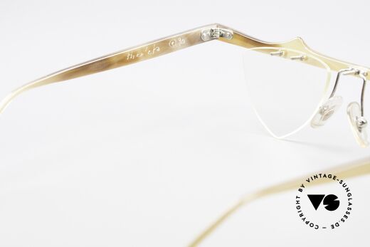 Theo Belgium Eta 90er Büffelhorn Herzbrille, Größe: large, Passend für Damen