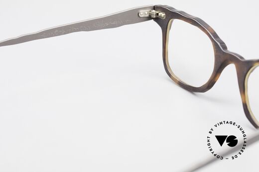 Theo Belgium Eye-Witness Avantgarde Titan Brille 90er, sozusagen: vintage Brillenfassung mit Symbol-Charakter, Passend für Herren und Damen