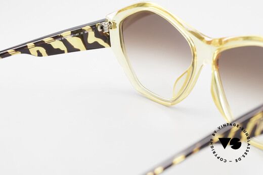 Paloma Picasso 1463 Optyl Sonnenbrille 90er Damen, ungetragen; wie alle unsere 90er vintage 'Schätze', Passend für Damen