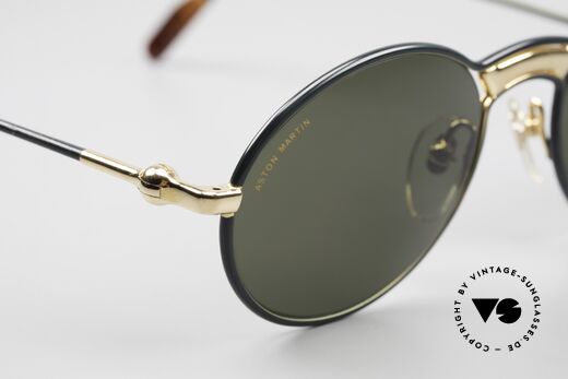 Aston Martin AM01 Ovale Brille Gentleman Style, ungetragenes Einzelstück von 1992 mit Aston Martin Etui, Passend für Herren