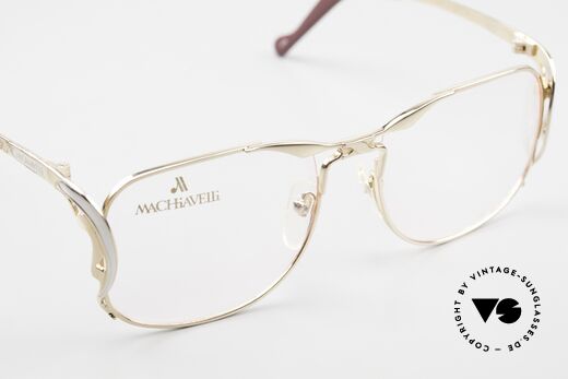 Machiavelli 6-10 Titanbrille Extravagant, damals in Kleinserie produziert und entsprechend selten, Passend für Damen