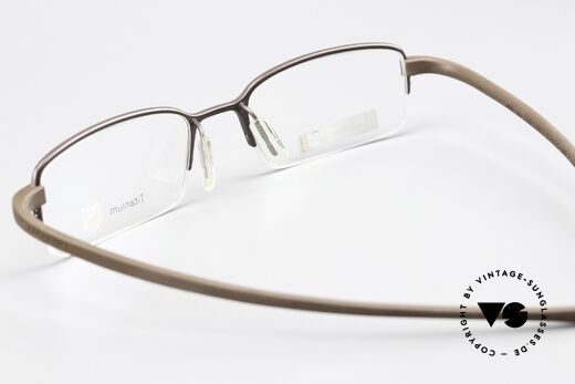 Tag Heuer 3203 Reflex Titaniumbrille Halb Randlos, ungetragene Titanium-Fassung, mit original Etui, Passend für Herren