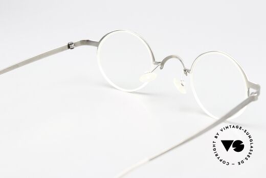 Lindberg 7005 Strip Titanium Runde Titanium Brille Unisex, minimalistisch = ohne Schrauben, Nieten oder Lötungen!, Passend für Herren und Damen