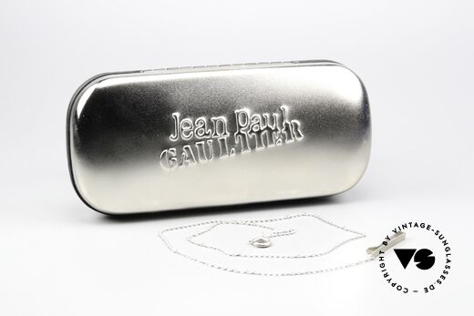 Jean Paul Gaultier 58-0271 Mit Abnehmbarer Brillenkette, ein extravagantes Sammlerstück für alle Mode-Liebhaber, Passend für Herren und Damen Jean Paul Gaultier 58-0271 Mit Abnehmbarer Brillenkette, ein extravagantes Sammlerstück für alle Mode-Liebhaber, Passend für Herren und Damen