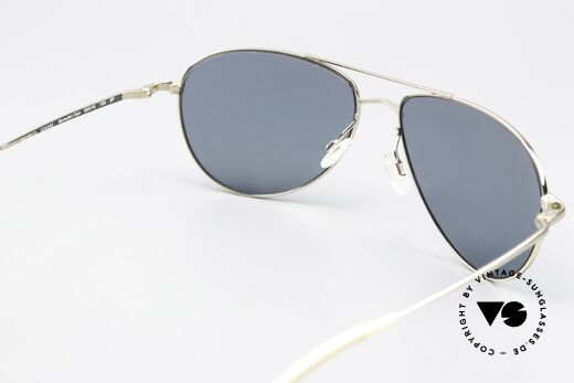 Oliver Peoples Benedict Polarisierende Sonnenbrille, ungetragen (wie alle unsere Oliver Peoples Brillen), Passend für Herren