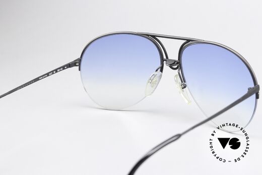 Porsche 5627 90er Halbrand Sonnenbrille, Sonnengläser in blau-Verlauf mit 100% UV Schutz, Passend für Herren