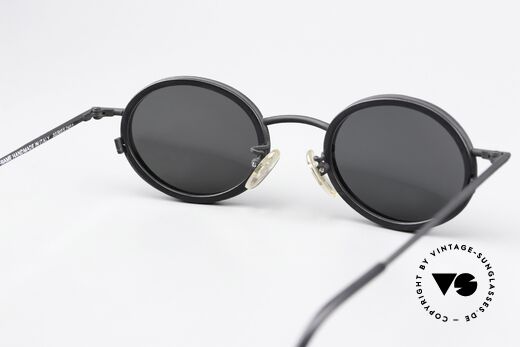 Christian Roth 2411 Ovale Sonnenbrille 1994, ungetragen (wie alle unsere vintage Sonnenbrillen), Passend für Herren und Damen
