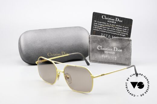 Christian Dior 2364 80er Herrenbrille Titanium, ungetragen (wie alle unsere alten Dior), Gr. 58/18, Passend für Herren Christian Dior 2364 80er Herrenbrille Titanium, ungetragen (wie alle unsere alten Dior), Gr. 58/18, Passend für Herren
