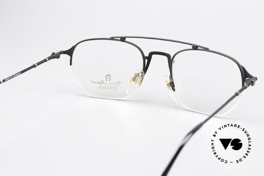 Aigner EA55 Nylorbrille Halbrand Men 90s, charakteristische Bügelenden für eine Brillenkette!, Passend für Herren