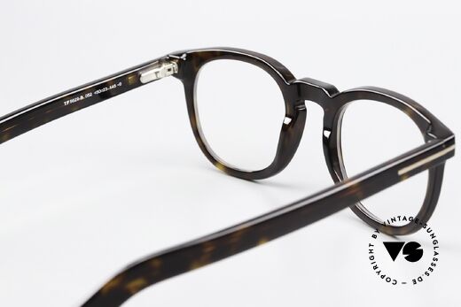 Tom Ford TF5629 Interessante Designerbrille, die Fassung kann natürlich beliebig verglast werden, Passend für Herren und Damen