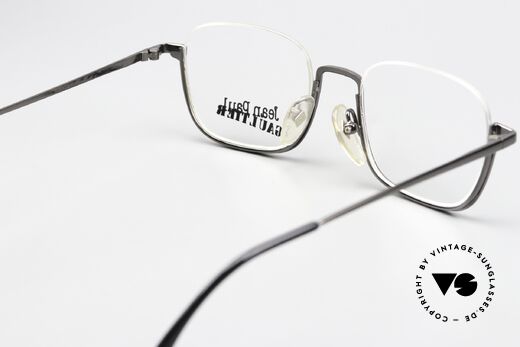 Jean Paul Gaultier 55-7161 Eckige Vintage Brille Nylor, die 90er Fassung ist beliebig optisch verglasbar, Passend für Herren und Damen