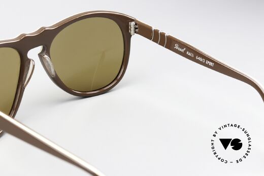 Persol 649/3 Ratti Sport Steve McQueen Sonnenbrille, Meflecto-System: flexible Bügel für ideale Passform, Passend für Herren