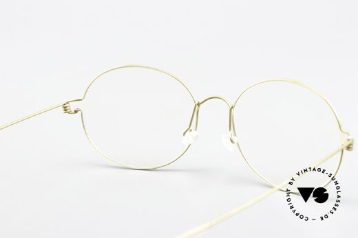 Lindberg Florence Air Titan Rim Brille Rund Oval Gold Unisex, eleganter Rahmen ohne Schrauben, Nieten oder Lötungen, Passend für Herren und Damen Lindberg Florence Air Titan Rim Brille Rund Oval Gold Unisex, eleganter Rahmen ohne Schrauben, Nieten oder Lötungen, Passend für Herren und Damen