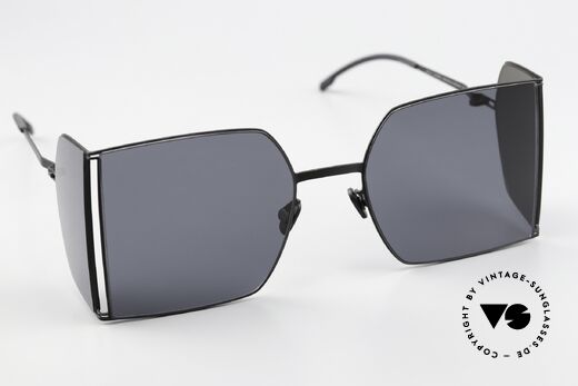 Mykita Helmut Lang HL003 Avantgardistische Sonnenbrille, entspiegelte Sonnengläser (mit 100% UV Protection), Passend für Herren und Damen Mykita Helmut Lang HL003 Avantgardistische Sonnenbrille, entspiegelte Sonnengläser (mit 100% UV Protection), Passend für Herren und Damen