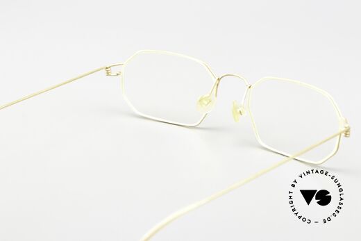 Lindberg Saturn Air Titan Rim Eckige Brille Titan Klassiker, Kenner wissen um die Besonderheit dieser alten RARITÄT, Passend für Herren und Damen Lindberg Saturn Air Titan Rim Eckige Brille Titan Klassiker, Kenner wissen um die Besonderheit dieser alten RARITÄT, Passend für Herren und Damen