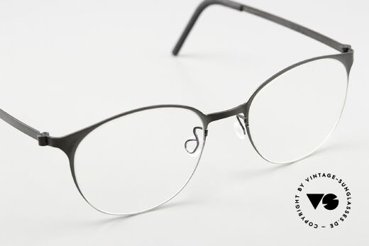 Lindberg 9556 Strip Titanium Designerbrille Schwarz Panto, ungetragenes Designerstück mit orig. Etui von Lindberg, Passend für Herren und Damen Lindberg 9556 Strip Titanium Designerbrille Schwarz Panto, ungetragenes Designerstück mit orig. Etui von Lindberg, Passend für Herren und Damen