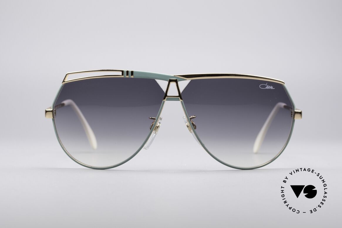 Cazal 954 Echte 80er Sonnenbrille, außergewöhnliche Cazal vintage Designer-Sonnenbrille, Passend für Herren und Damen Cazal 954 Echte 80er Sonnenbrille, außergewöhnliche Cazal vintage Designer-Sonnenbrille, Passend für Herren und Damen