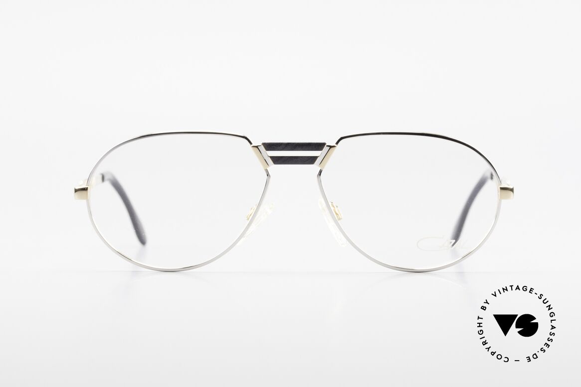 Cazal 739 Goldplattierte Brillenfassung, außergewöhnliche Fassung; modifizierte Tropfenform, Passend für Herren